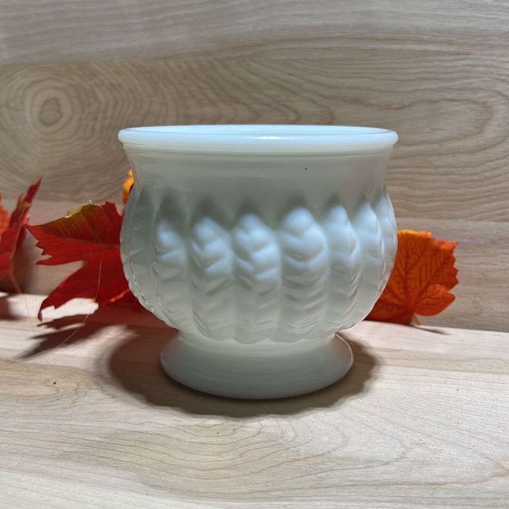 Vintage RANDALL White Milk Glass Flower Vase PLANTER Bowl FEATHER WHEAT Pattern
